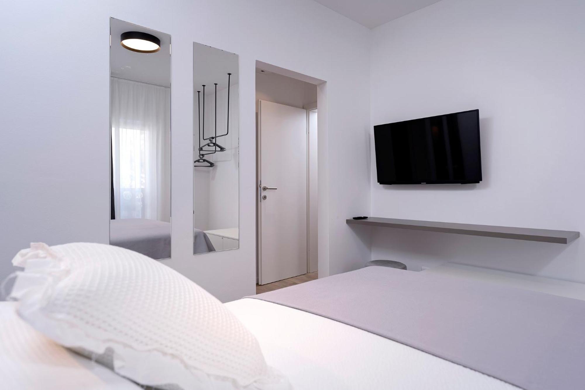 Modern, 2 Bedroom Apartment Hvar Town Exteriér fotografie
